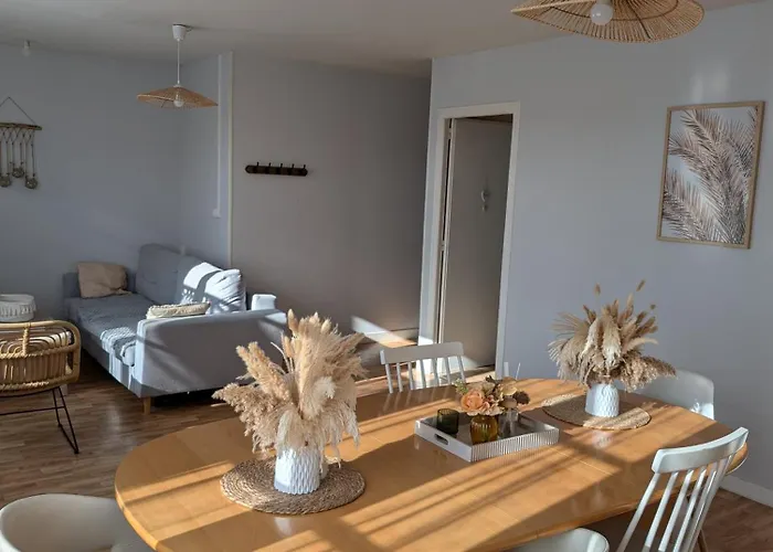 Le 101eme Dans Le Centre De Ste Mere Eglise Lägenhet *