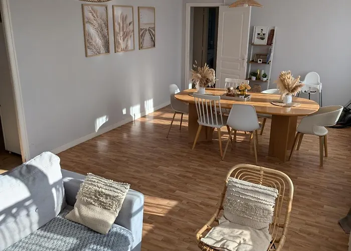 Le 101eme Dans Le Centre De Ste Mere Eglise Lägenhet